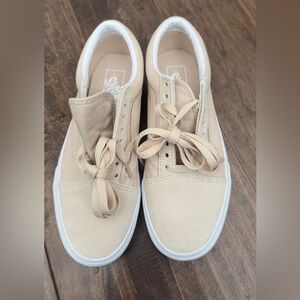 Vans Women's Tan Sneakers Size 8